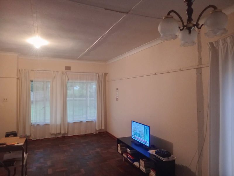 House For Sale in Stilfontein Ext 3 - Photo 5