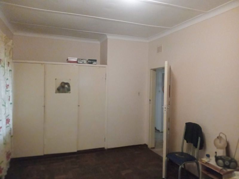 House For Sale in Stilfontein Ext 3 - Photo 10