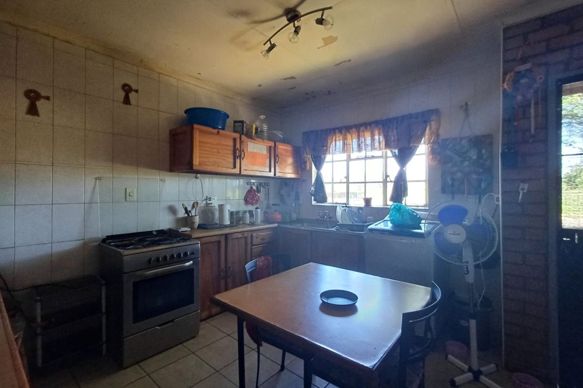 House For Sale in Orkney Central - Photo 4