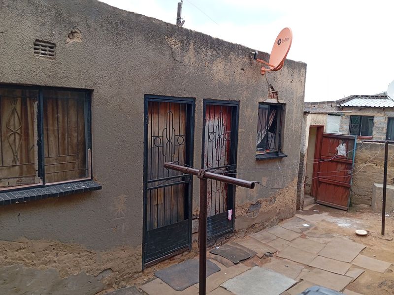 House For Sale in Rabie Ridge - Photo 3