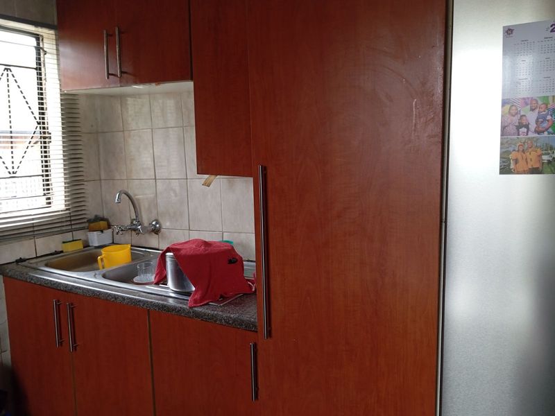 House For Sale in Rabie Ridge - Photo 7