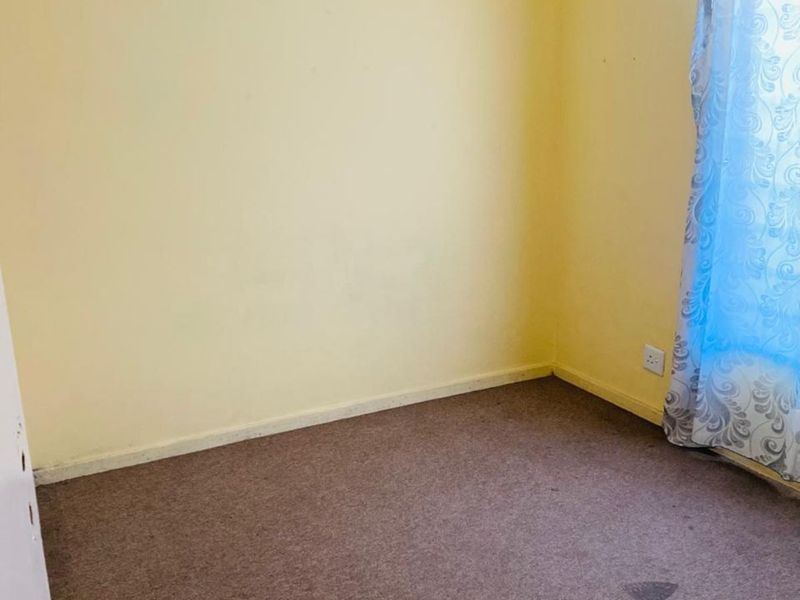 Townhouse For Sale in Reyno Ridge - Photo 6