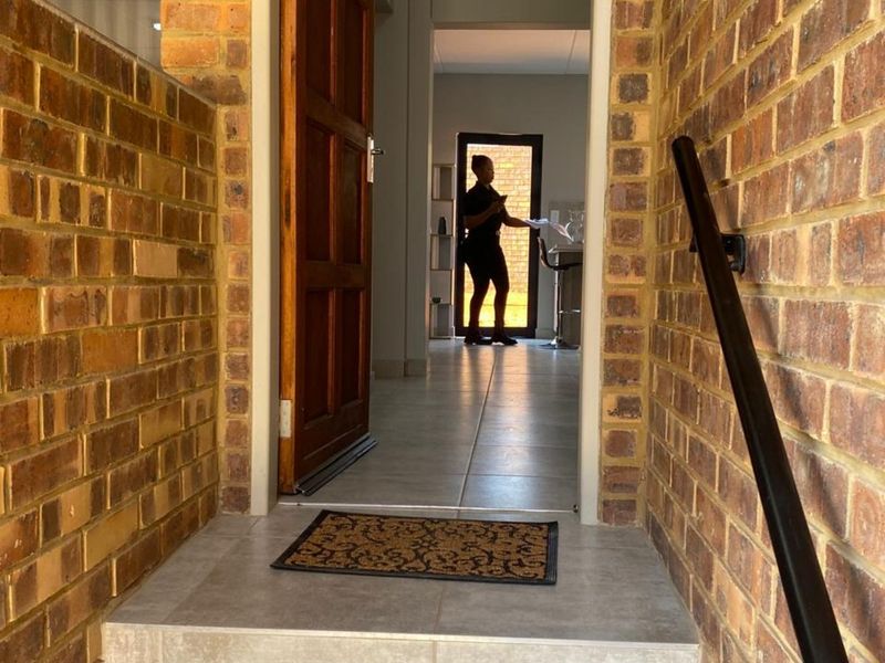 Cluster For Sale in Die Heuwel - Photo 3