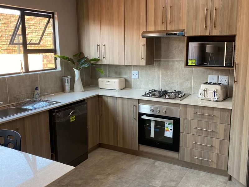 Cluster For Sale in Die Heuwel - Photo 5