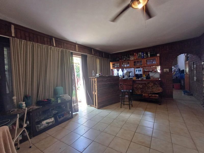 House For Sale in Wolmaransstad Central - Photo 5