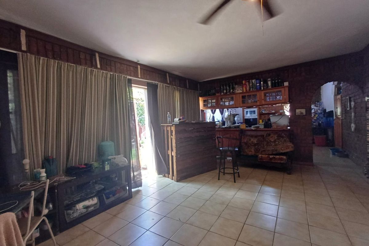 House For Sale in Wolmaransstad Central - Photo 5