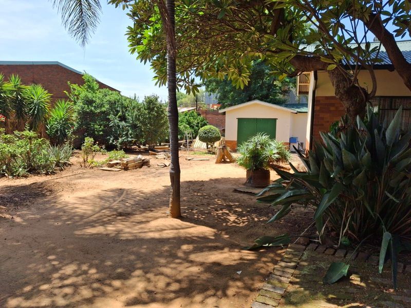 House For Sale in Pretoria North - Photo 5
