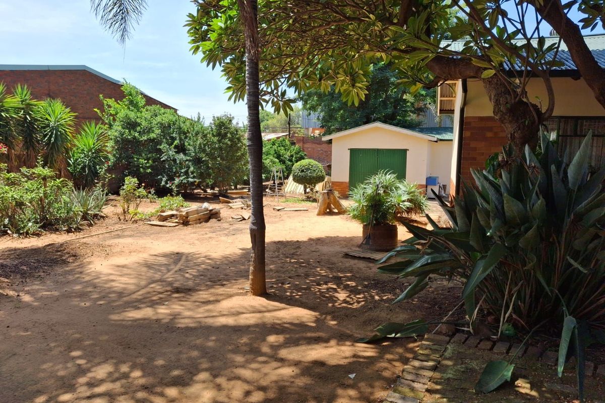 House For Sale in Pretoria North - Photo 5