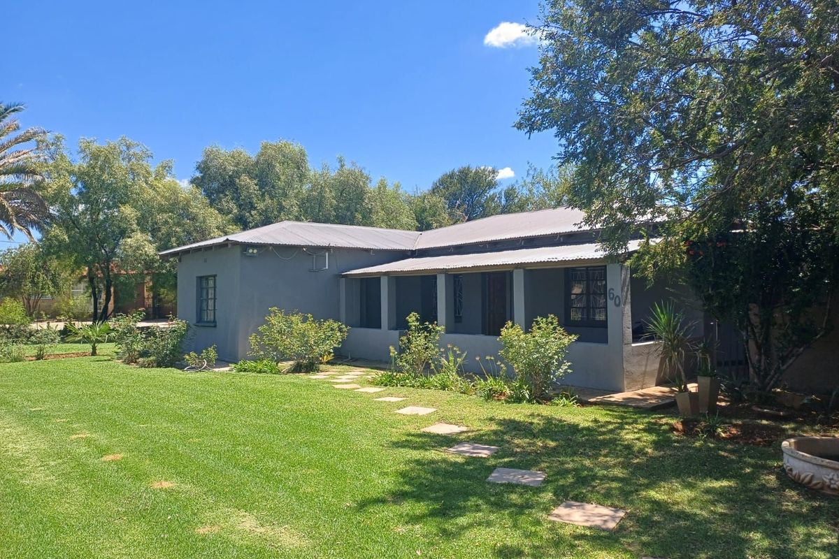 House For Sale in Wolmaransstad Central - Photo 2