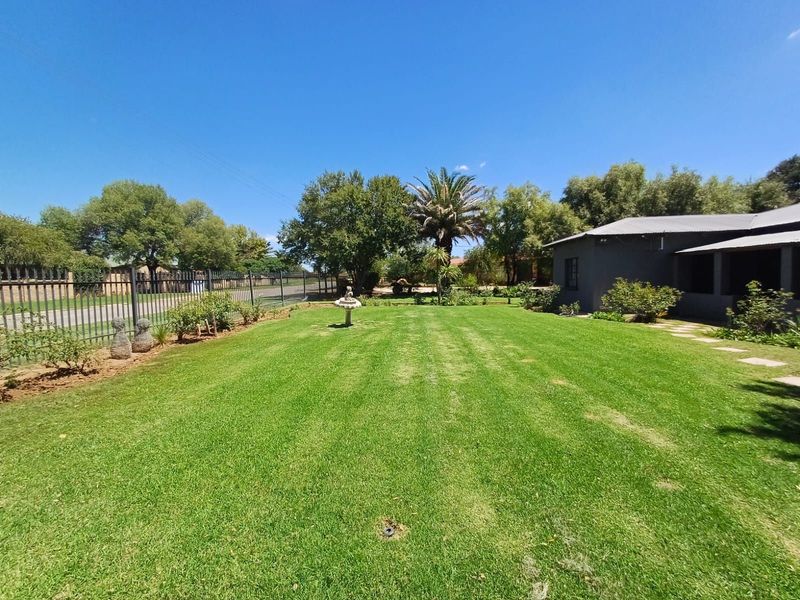 House For Sale in Wolmaransstad Central - Photo 4