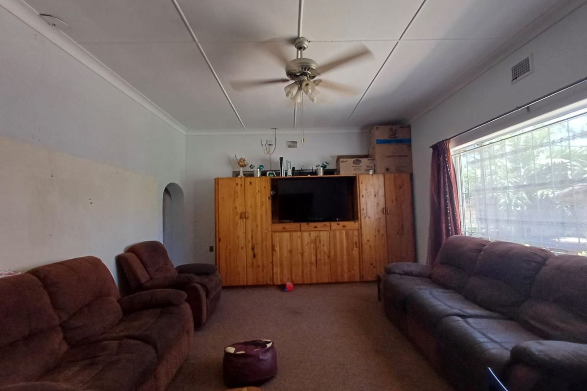 House For Sale in Wolmaransstad Central - Photo 5