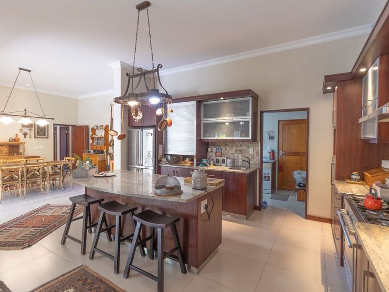 House For Sale in Schonenberg - Photo 9