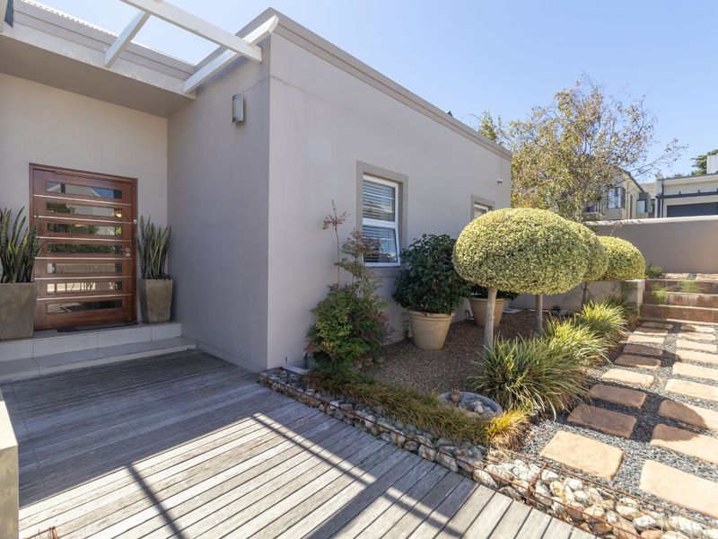 House For Sale in Schonenberg - Photo 4