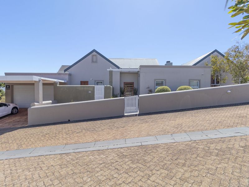 House For Sale in Schonenberg - Photo 5