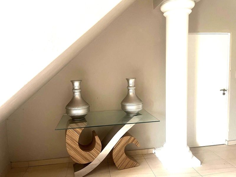 House For Sale in Blue Valley Golf Estate - Photo 9