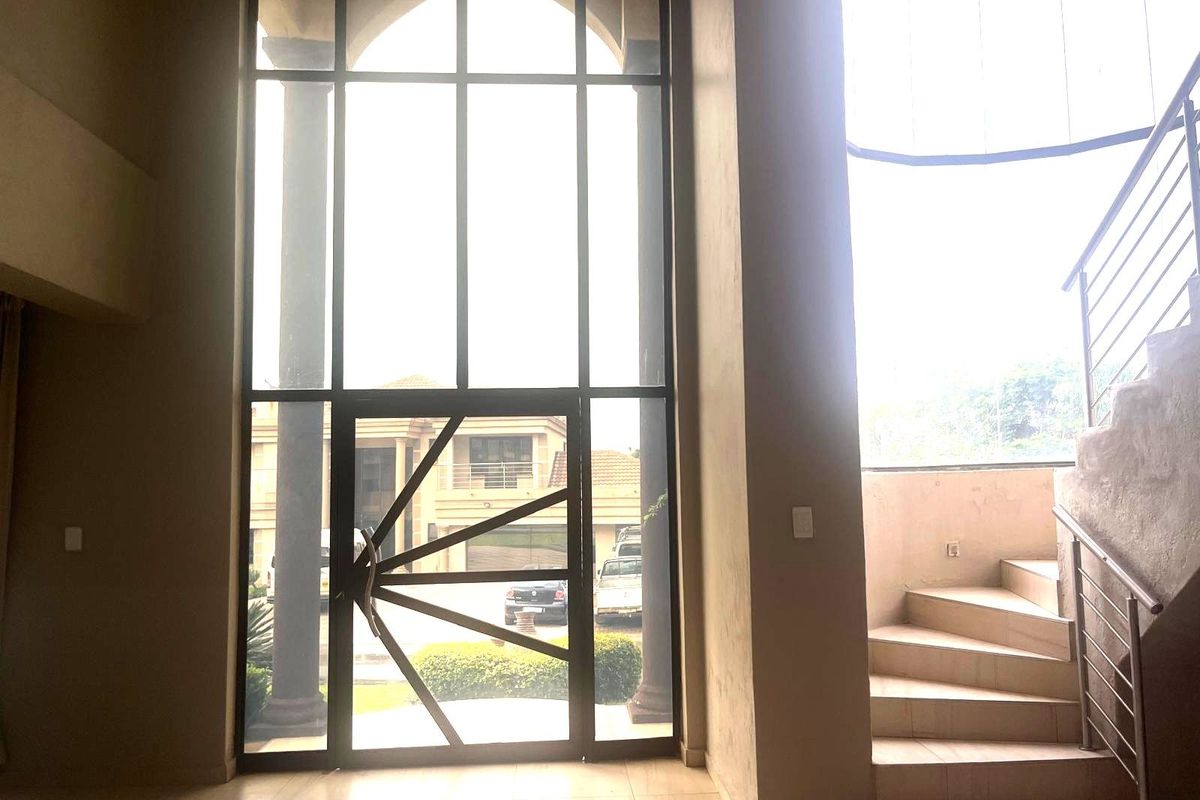 House For Sale in Blue Valley Golf Estate - Photo 5