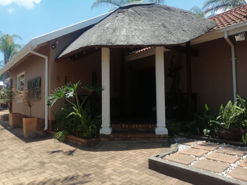 House For Sale in Bela-Bela Ext 5 - Photo 3