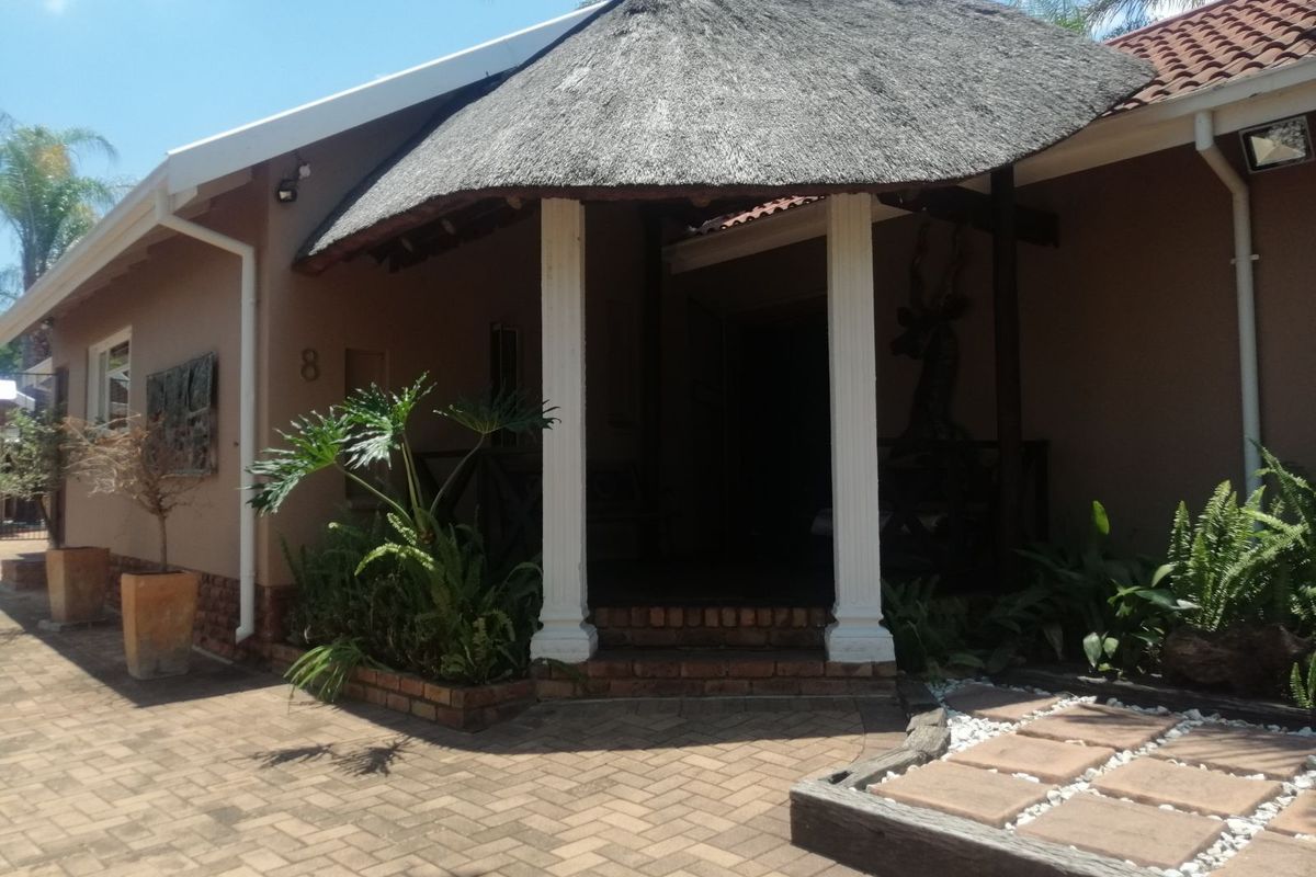 House For Sale in Bela-Bela Ext 5 - Photo 3