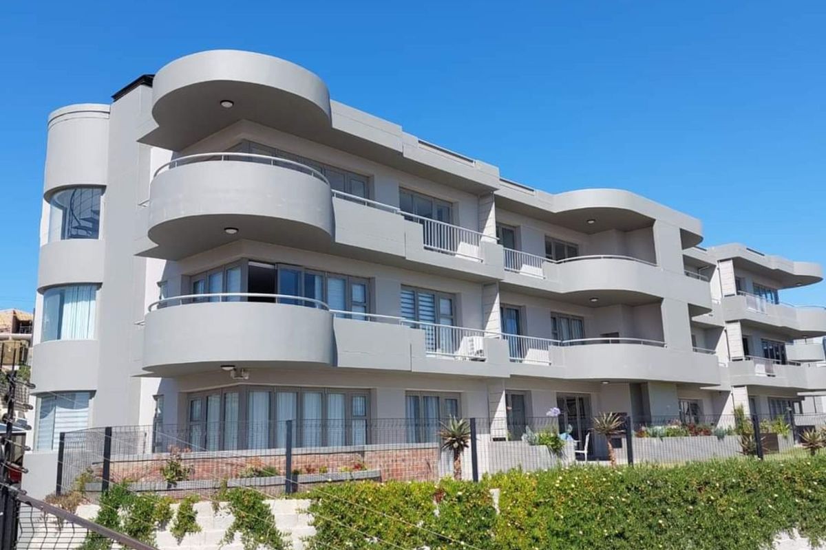 Apartment For Sale in Island View - Photo 2