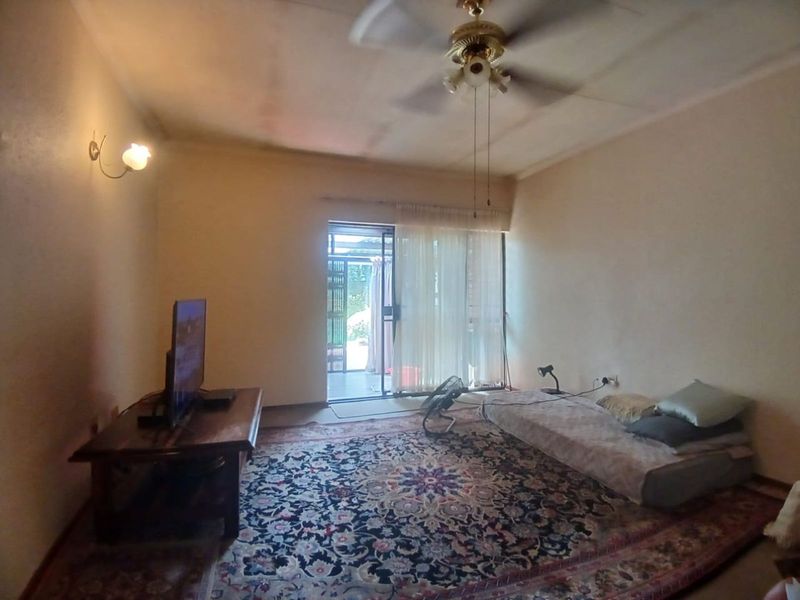 Apartment For Sale in Oudorp - Photo 3