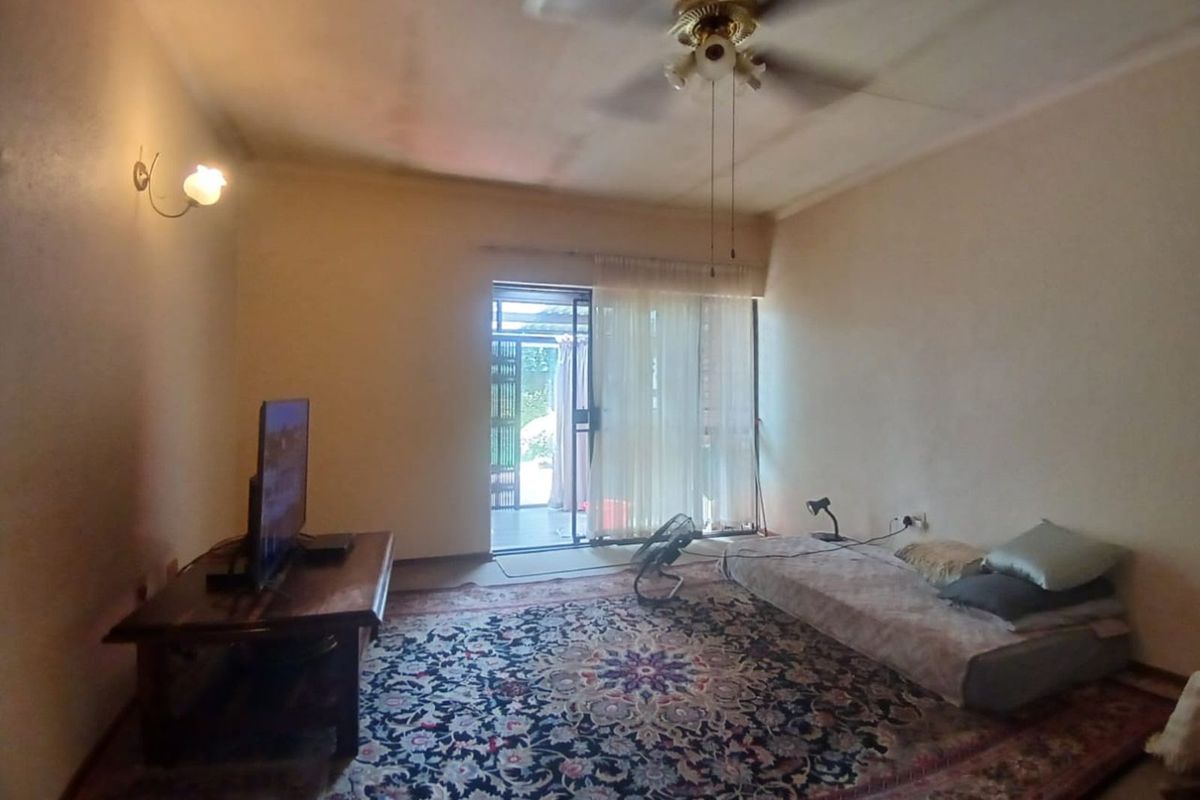 Apartment For Sale in Oudorp - Photo 3