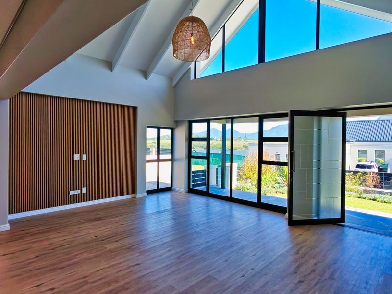 House For Sale in Kingswood Golf Estate - Photo 8