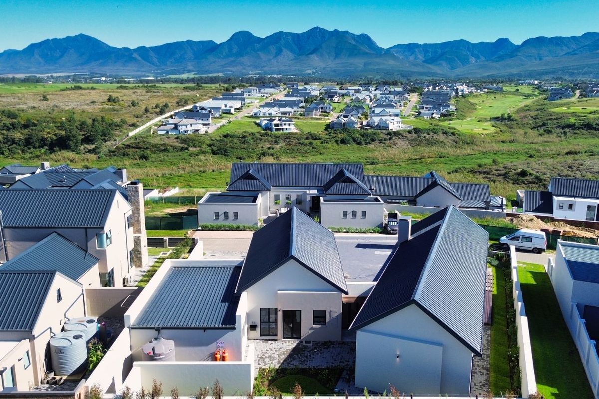 House For Sale in Kingswood Golf Estate - Photo 3