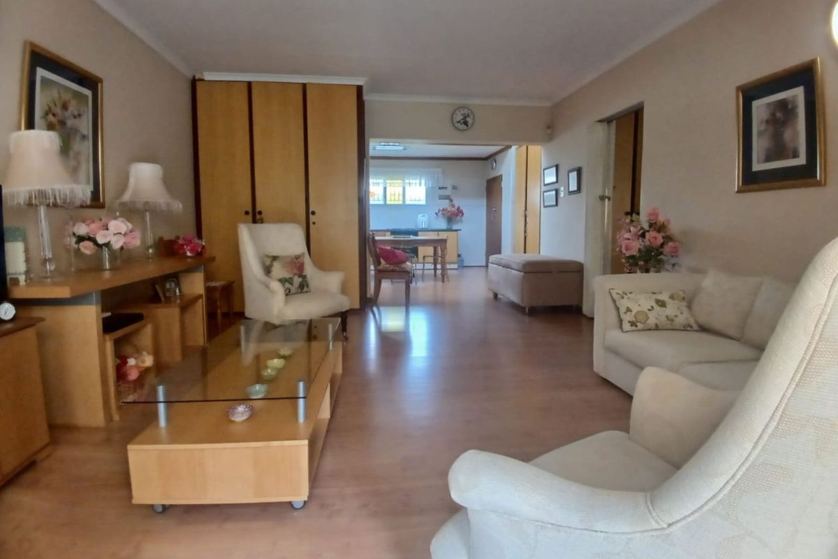 Apartment For Sale in Oudorp - Photo 3