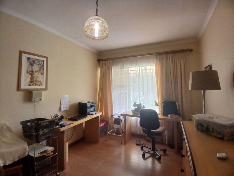 Apartment For Sale in Oudorp - Photo 8