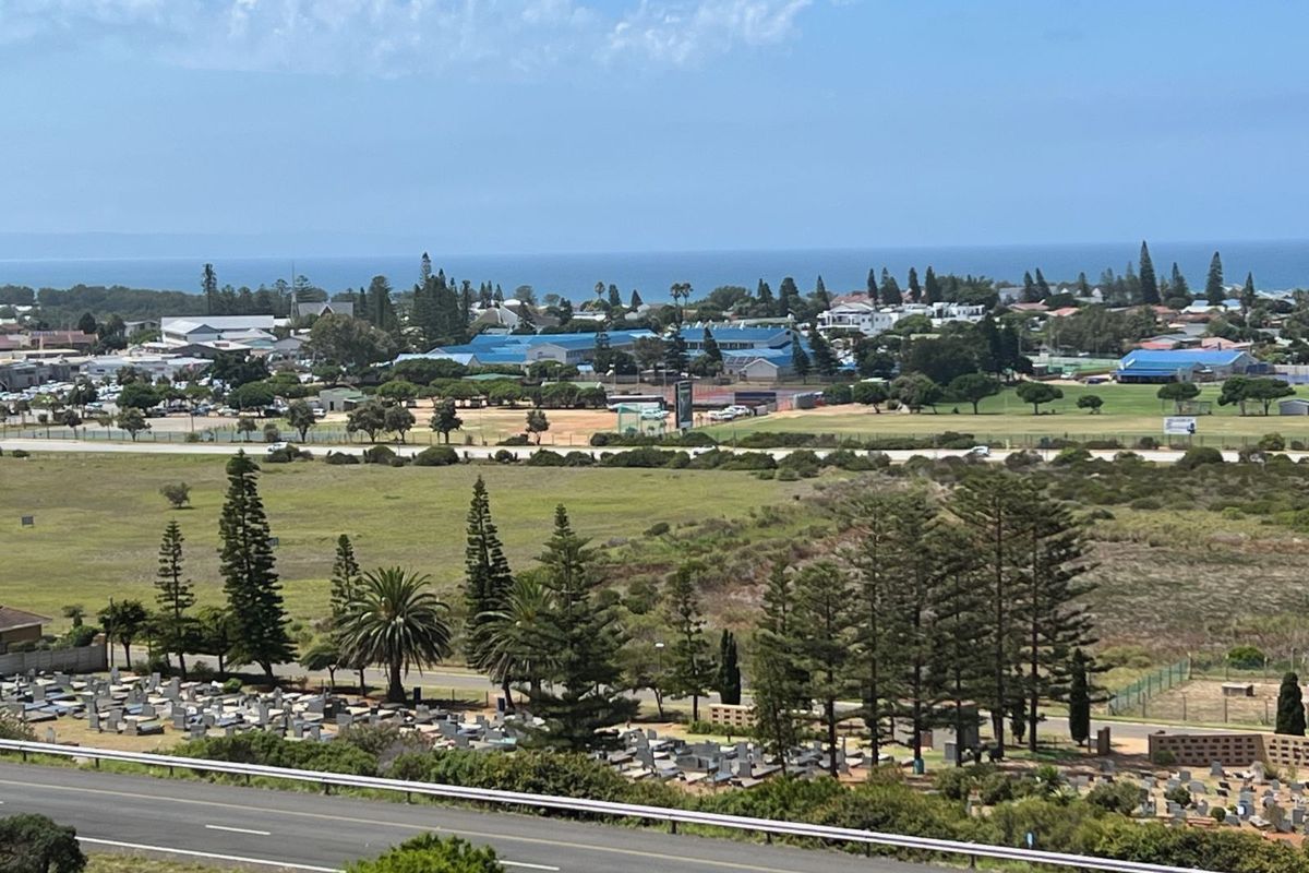 House For Sale in Hartenbos Heuwels - Photo 3