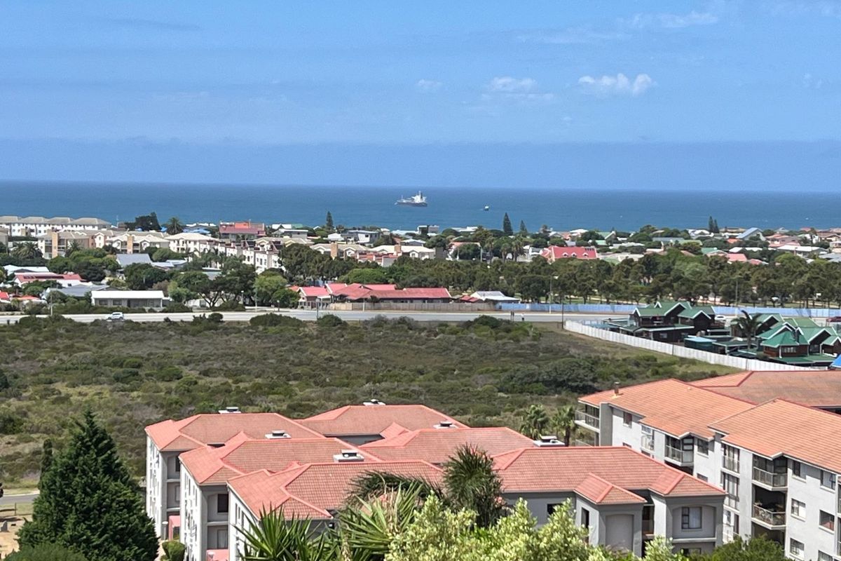 House For Sale in Hartenbos Heuwels - Photo 4