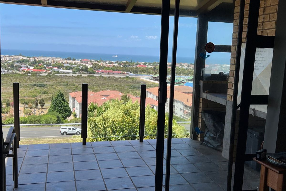 House For Sale in Hartenbos Heuwels - Photo 5