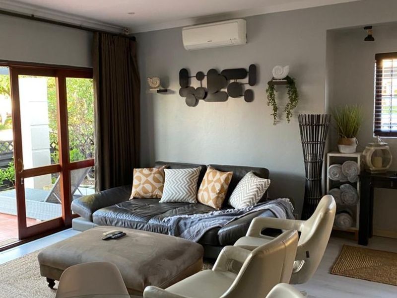 House For Sale in Paulshof - Photo 3