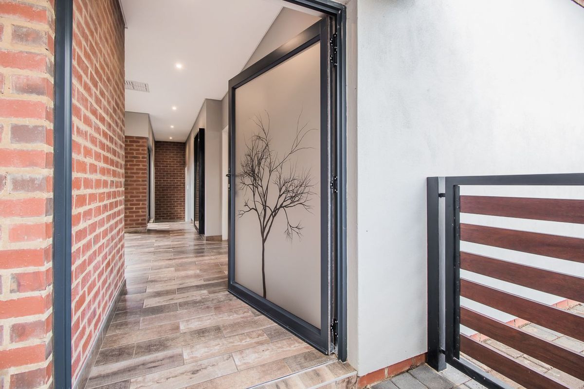 House For Sale in The Hills Game Reserve Estate - Photo 2