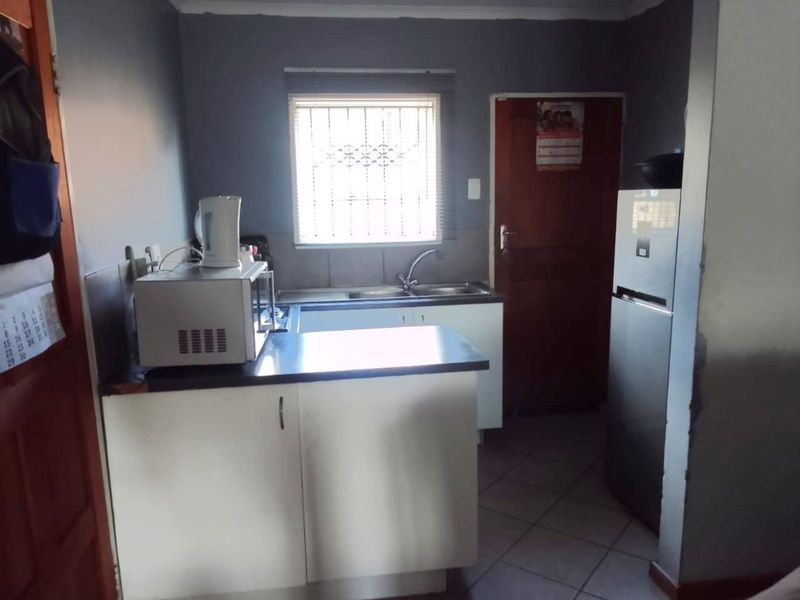 House For Sale in Clewer - Photo 10