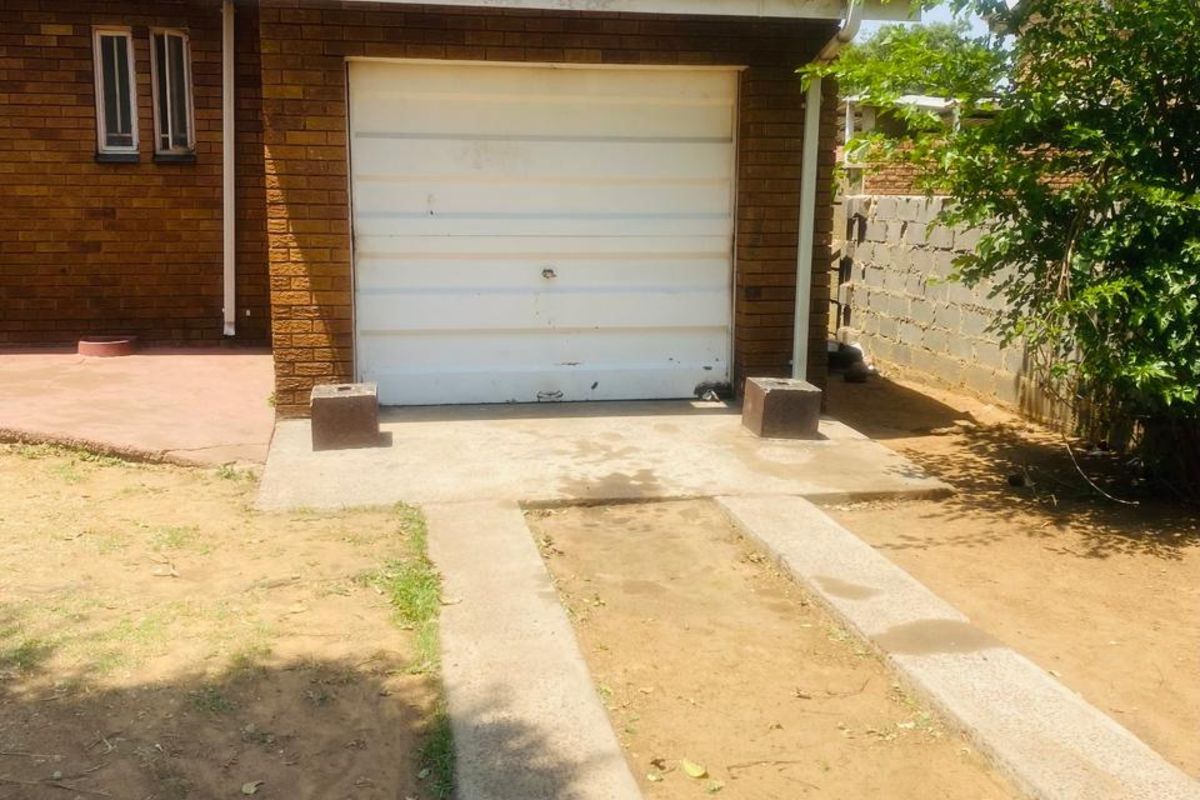 House For Sale in Reyno Ridge - Photo 3