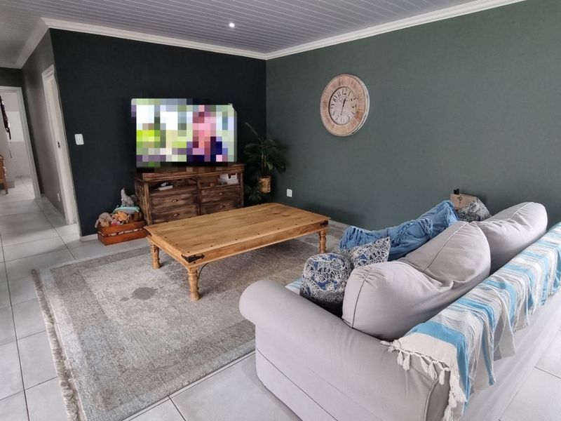 House For Sale in Monte Christo - Photo 3
