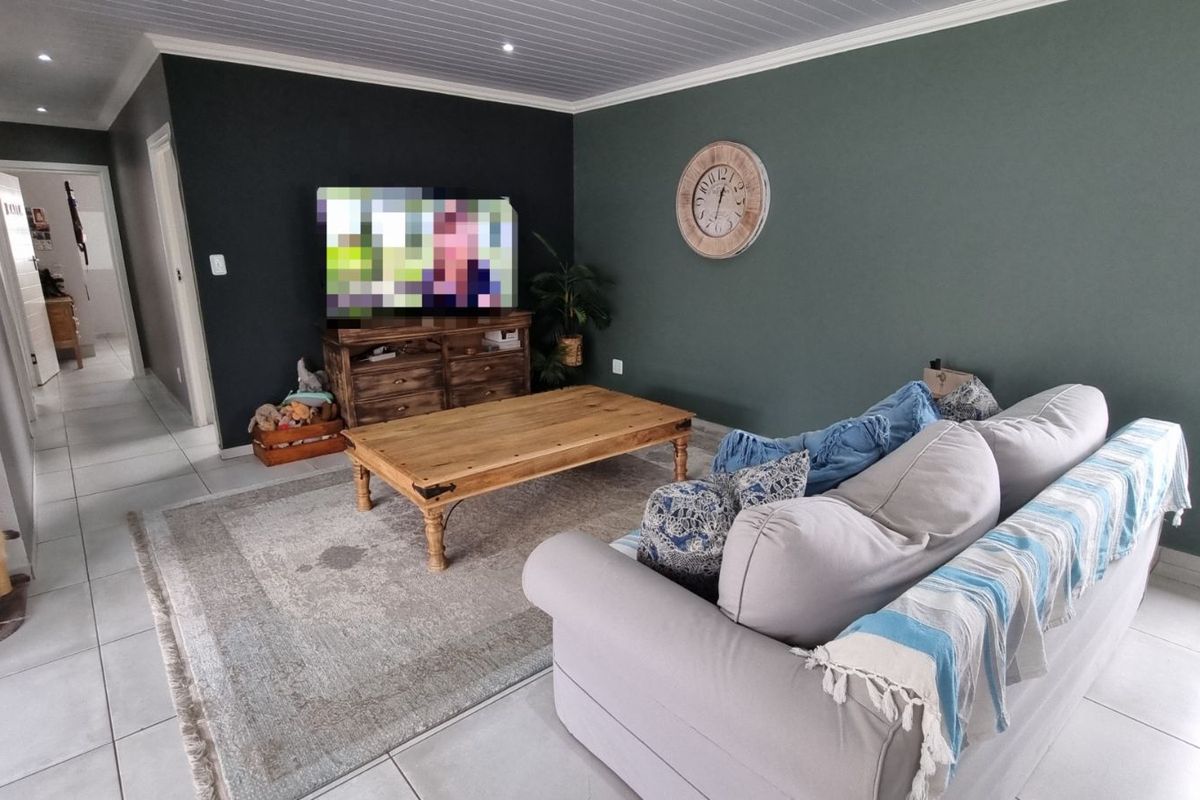 House For Sale in Monte Christo - Photo 3