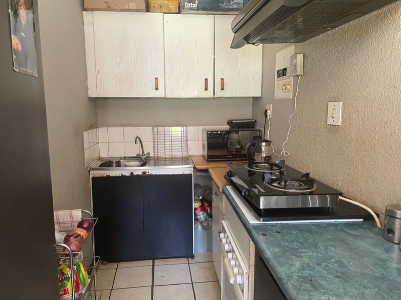 Apartment For Sale in Bloubosrand - Photo 4