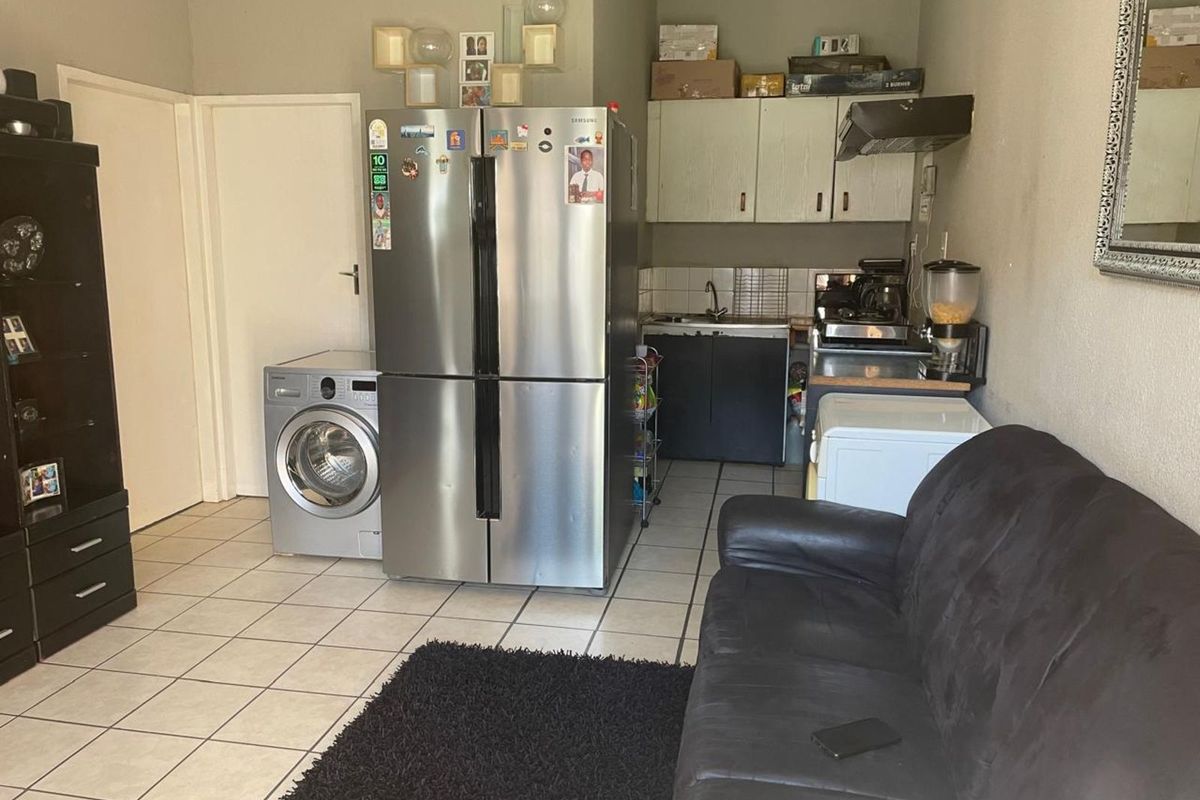 Apartment For Sale in Bloubosrand - Photo 3