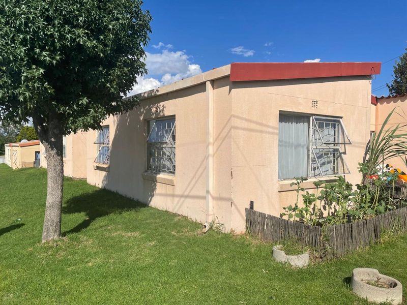 Apartment For Sale in Bloubosrand - Photo 2