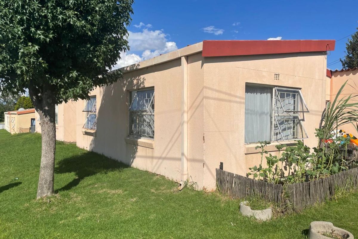 Apartment For Sale in Bloubosrand - Photo 2