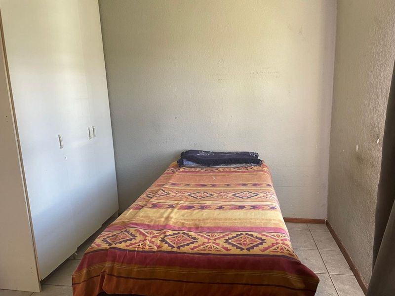 Apartment For Sale in Bloubosrand - Photo 8