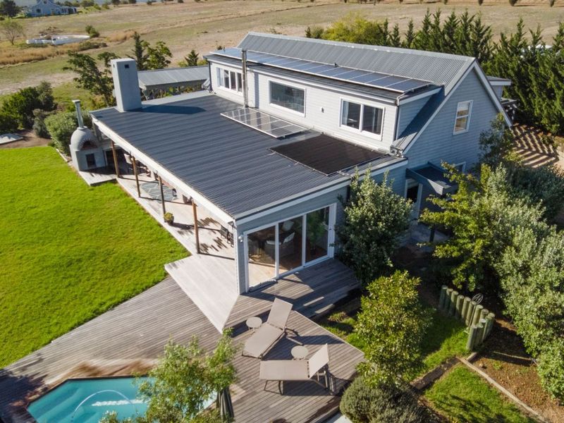 House For Sale in Theewaterskloof - Photo 5