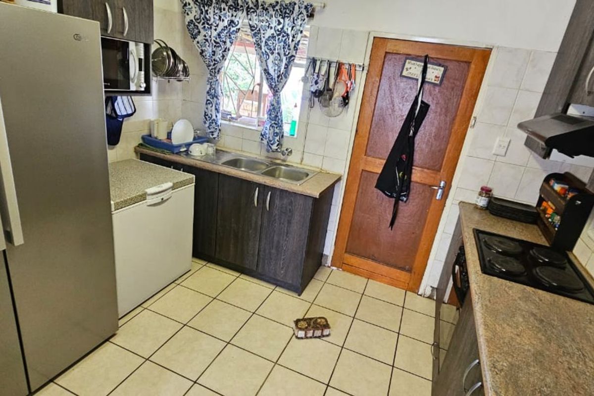 House For Sale in Riviera - Photo 4