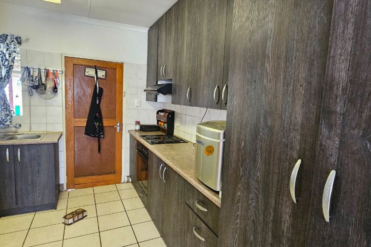 House For Sale in Riviera - Photo 5