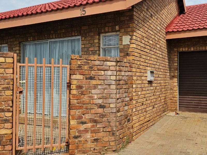 House For Sale in Riviera - Photo 10