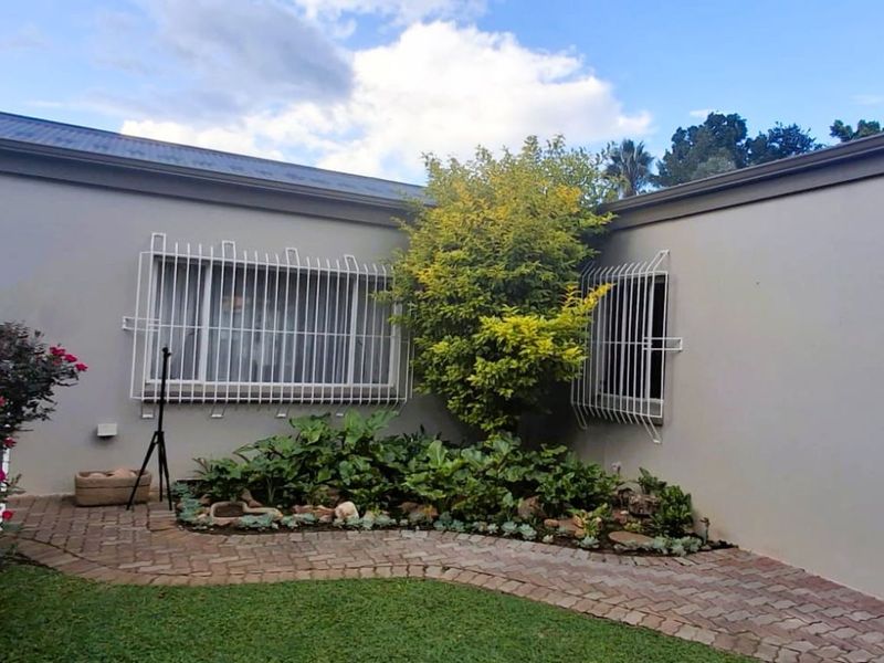 House For Sale in Waverley - Photo 4