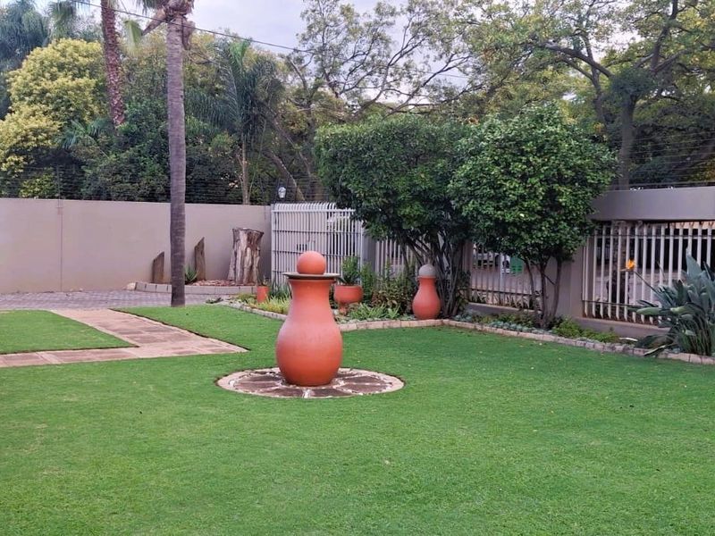 House For Sale in Waverley - Photo 3