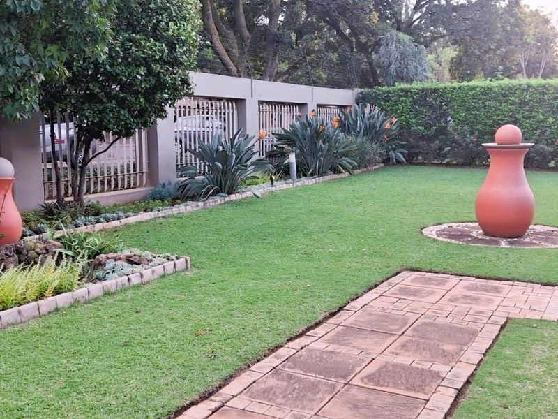 House For Sale in Waverley - Photo 2